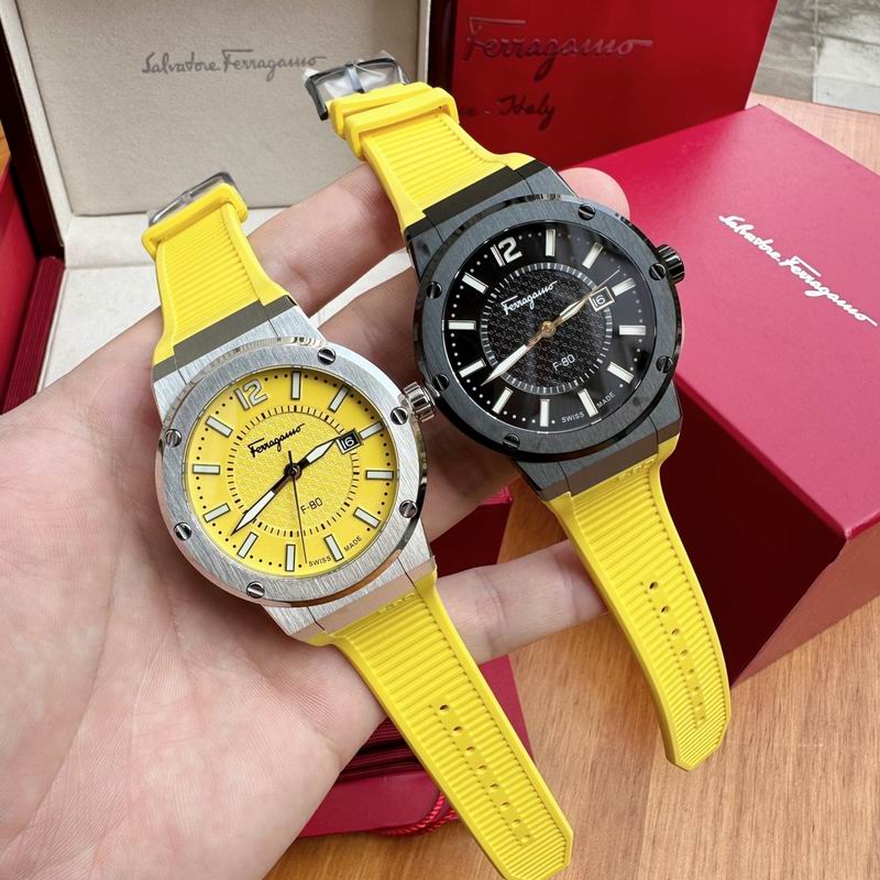 Ferragamo 43mm 090924